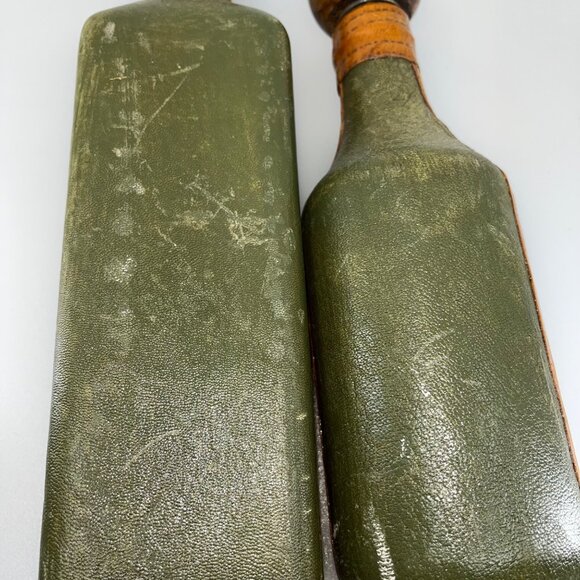 (2) VTG Fausto Corduri Italian Leather Wrapped Decanters with Wood Stopper - Picture 3 of 14